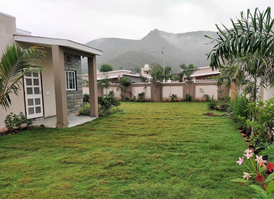 Nine Hill Villa - 2Bhk Private Villa With Pool Udaipur Dış mekan fotoğraf