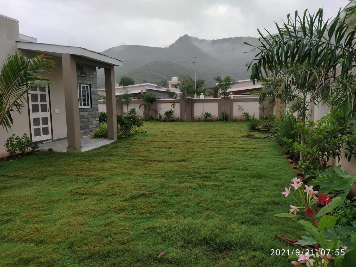 Nine Hill Villa - 2Bhk Private Villa With Pool Udaipur Dış mekan fotoğraf