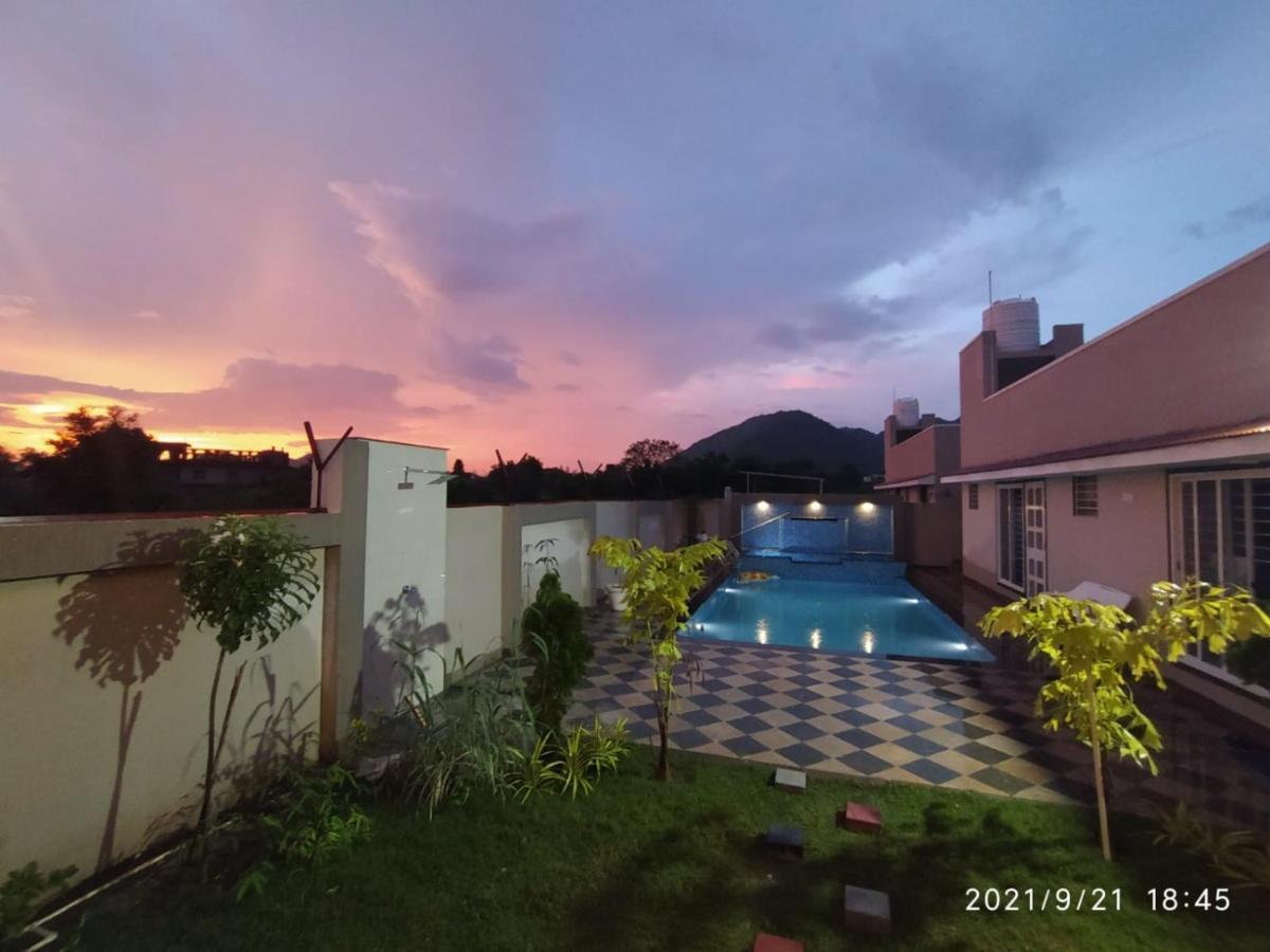 Nine Hill Villa - 2Bhk Private Villa With Pool Udaipur Dış mekan fotoğraf
